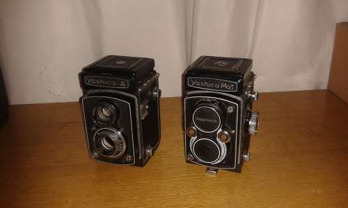 2x Yashica TLRs